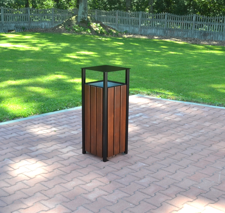 Kôš so strieškou BEST W163 50l