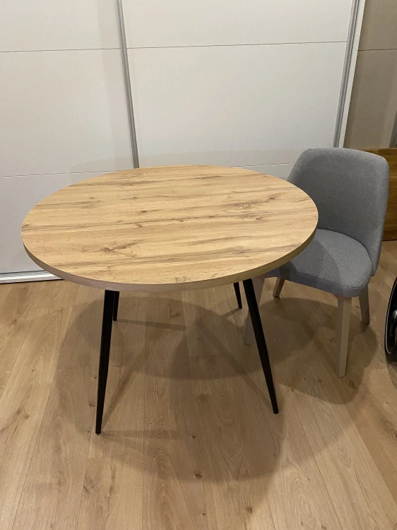 Jedálenský stôl Oslo II, priemer 100cm, dub wotan