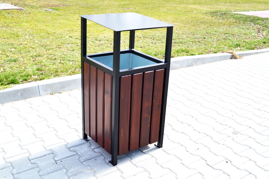 Koš na smeti Max so strieškou