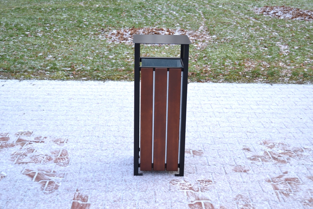 Kôš so strieškou BEST W163 35l