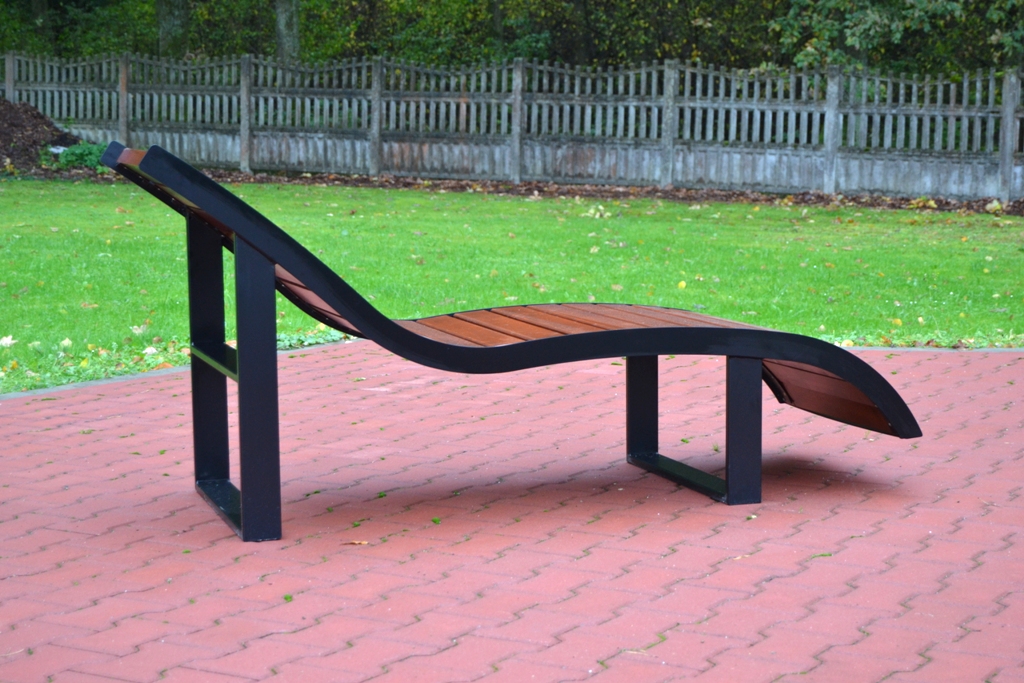 Parkové lehatko L003