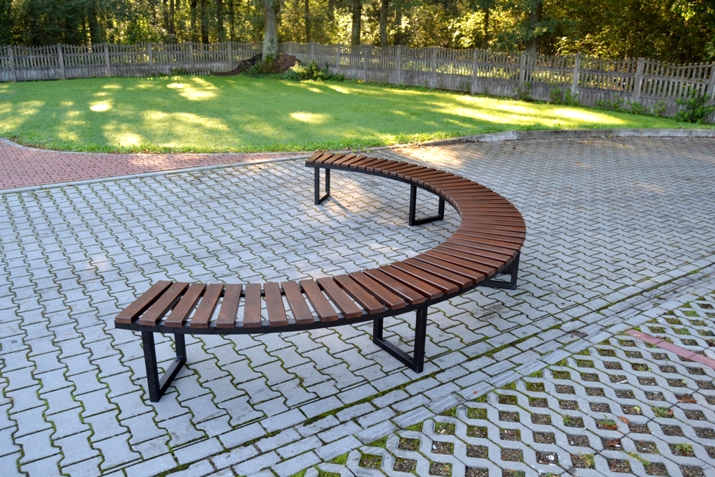 Parková štvrťkruhová lavička LUK II W219