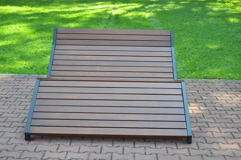 Parkové ležadlo L008