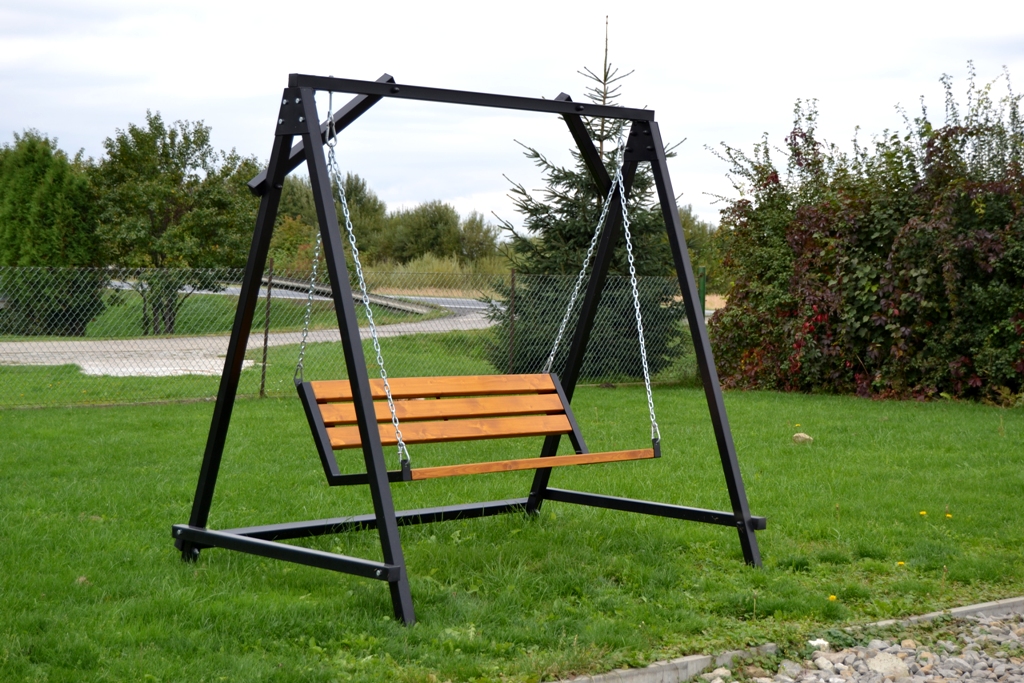 Masívna kovová hojdačka Darek H001
