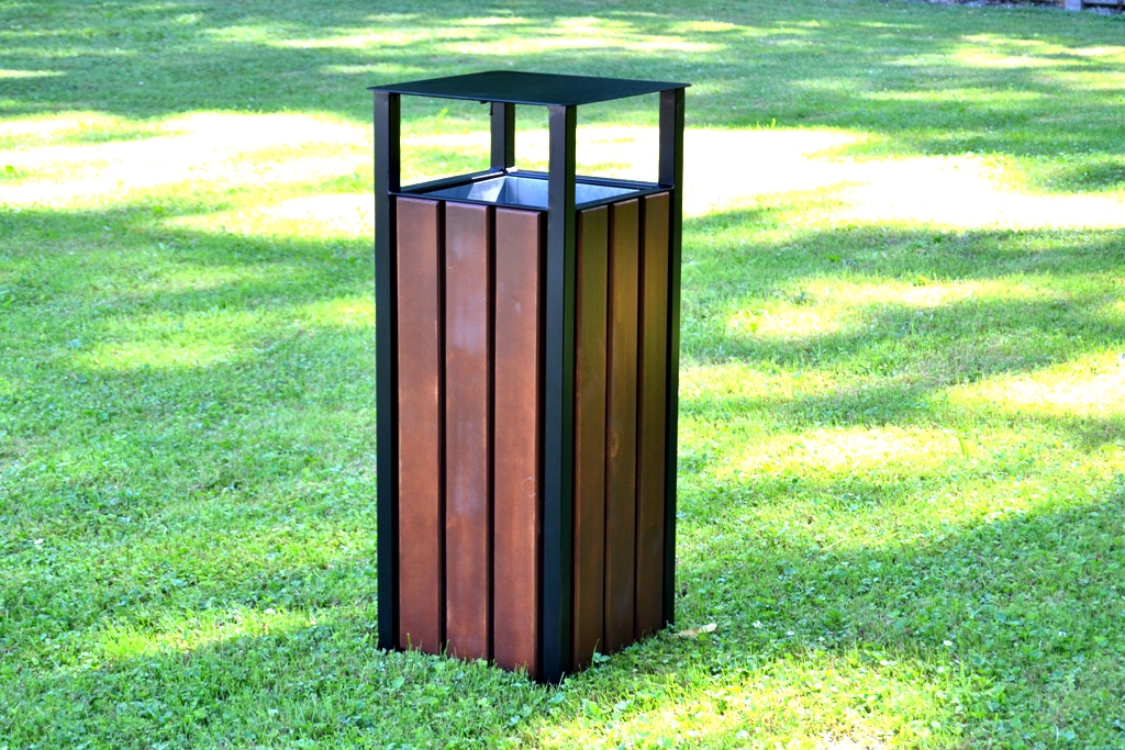 Kôš so strieškou BEST W163 50l