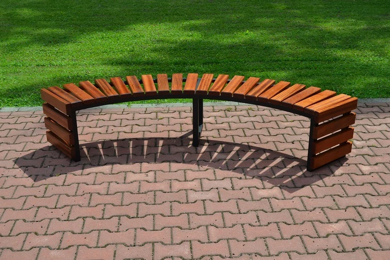 Parková štvrťkruhová lavička LUK IV W242